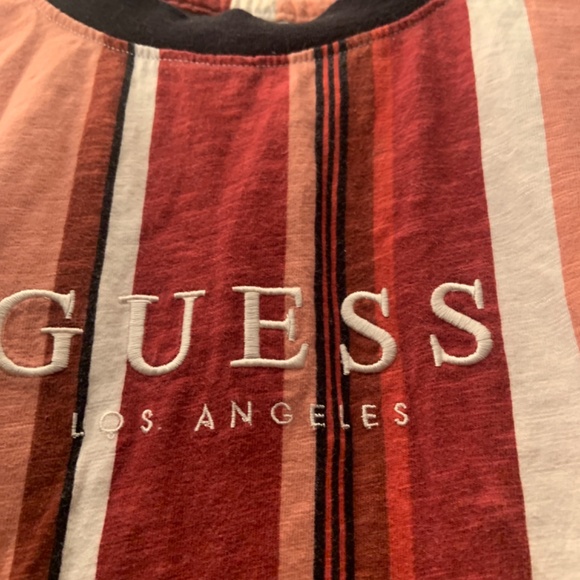 GUESS Los Angeles Embroidered Design T-Shirt - Picture 2 of 4